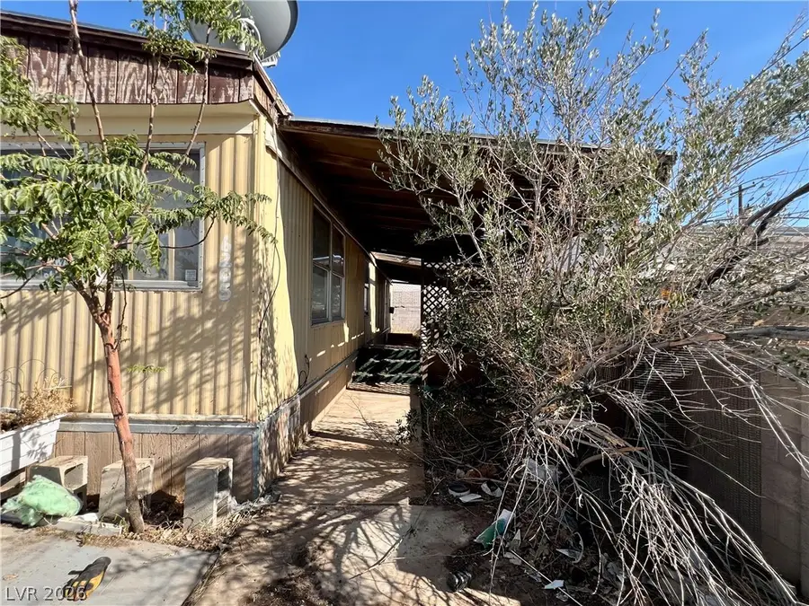 6205 Mount Mckinley Avenue, Las Vegas, NV 89156 - #3