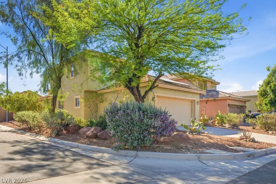 3828 Squirrel Street, Las Vegas, NV 89122 - #2