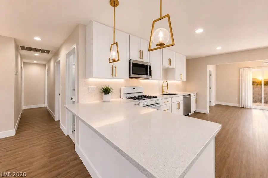 3182 Palmdale Street, Las Vegas, NV 89121 - #3