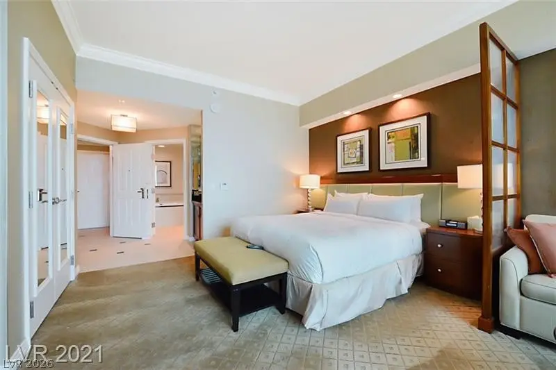 135 E Harmon Avenue #2816, Las Vegas, NV 89109 - #2