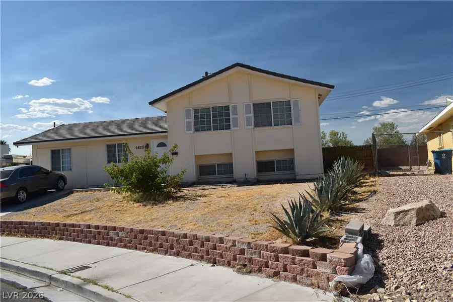 6620 Bourbon Way, Las Vegas, NV 89107 - #2
