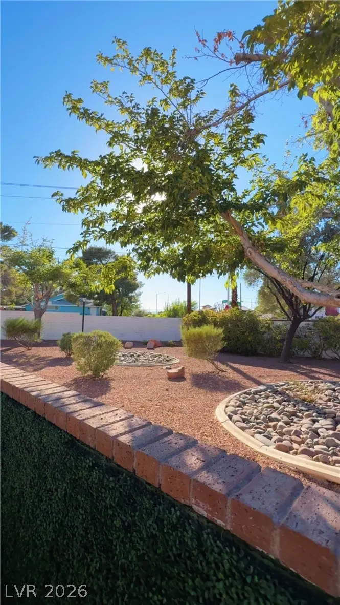 2508 Laconia Avenue, Las Vegas, NV 89121 - #2