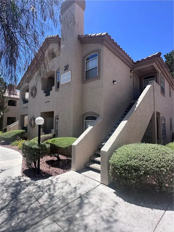 5415 W Harmon Avenue #1076, Las Vegas, NV 89103