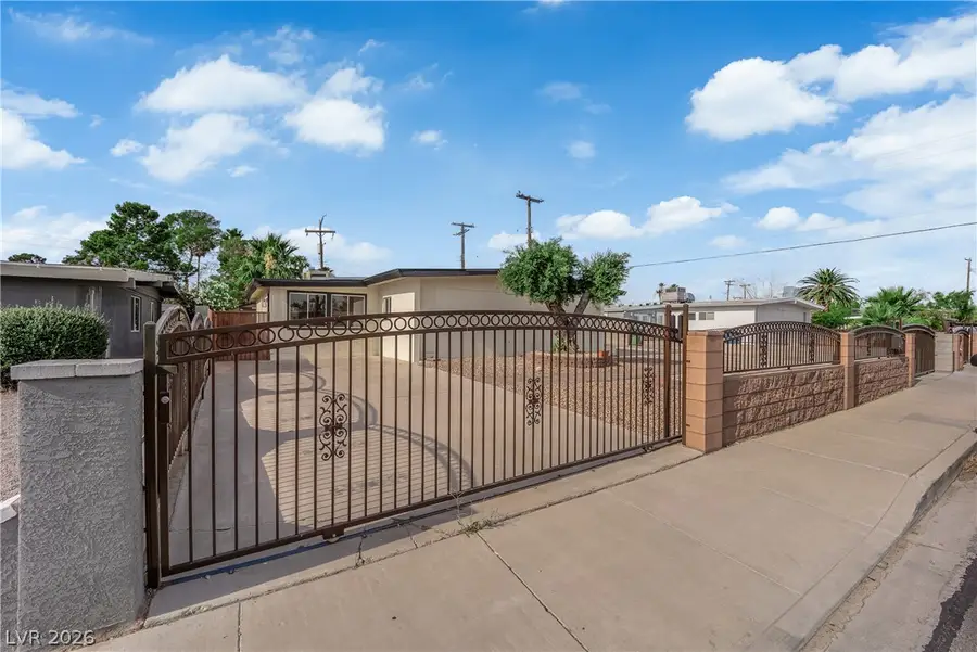 1522 Exley Avenue, Las Vegas, NV 89104 - #3