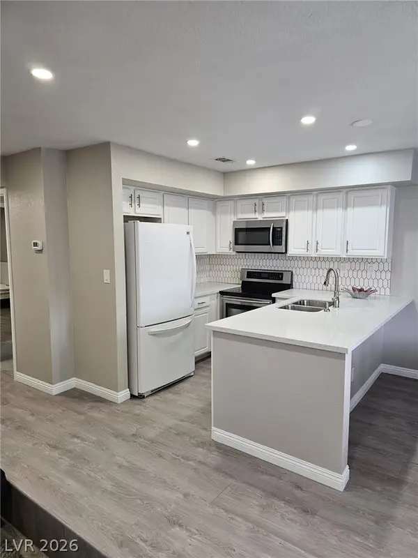 4425 Woodpine Drive #106, Las Vegas, NV 89119