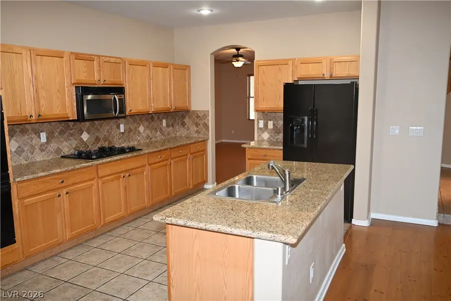 2936 Falling Springs Circle, Las Vegas, NV 89135 - #3