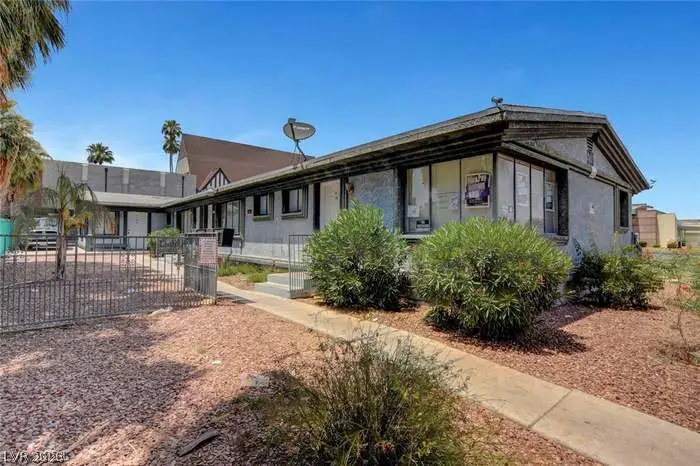 510 S 10th Street, Las Vegas, NV 89101 - #2