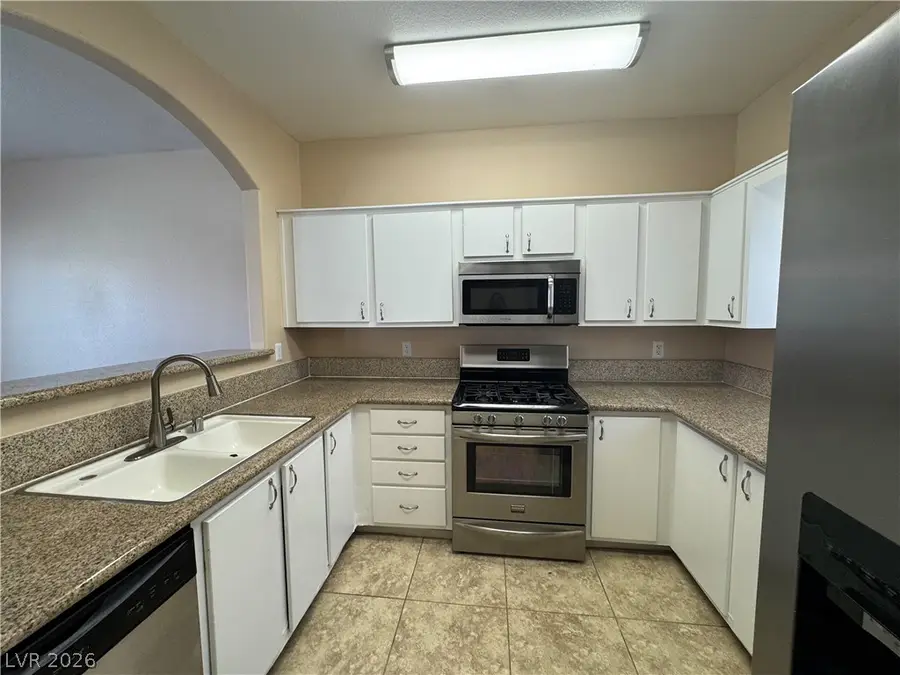 1900 N Torrey Pines Drive #212, Las Vegas, NV 89108 - #3