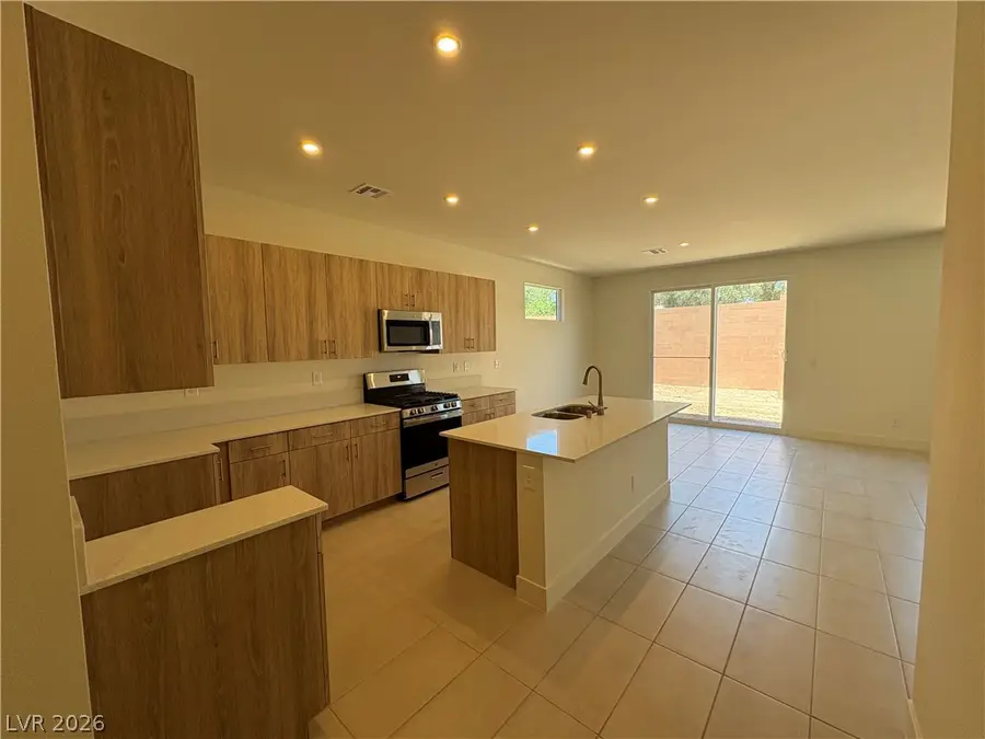 2484 Tom Collins Drive, Las Vegas, NV 89121 - #3