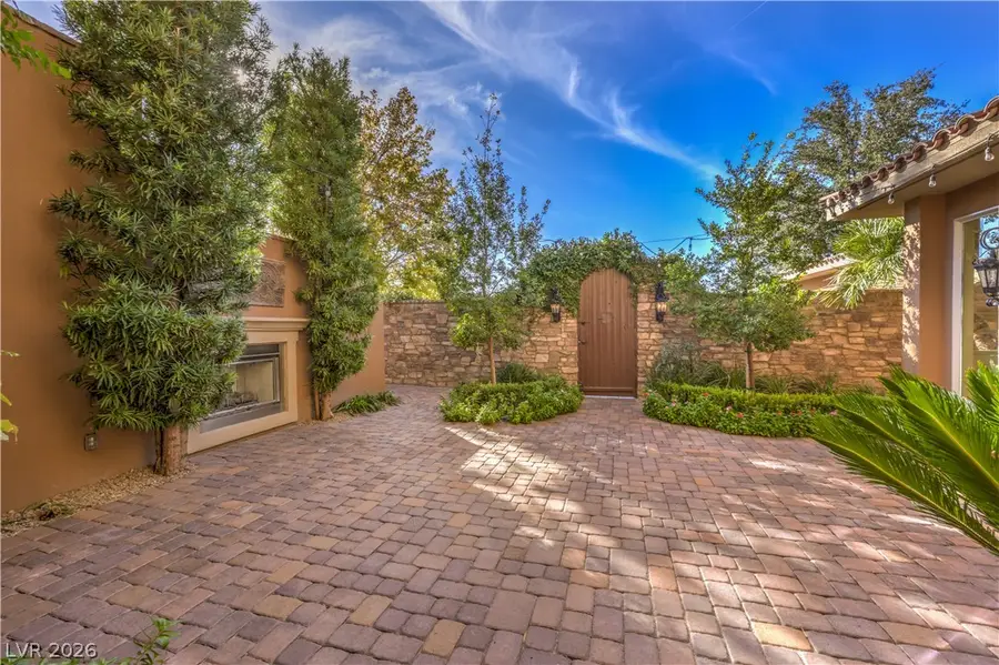 16 Anthem Pointe Court, Henderson, NV 89052 - #3