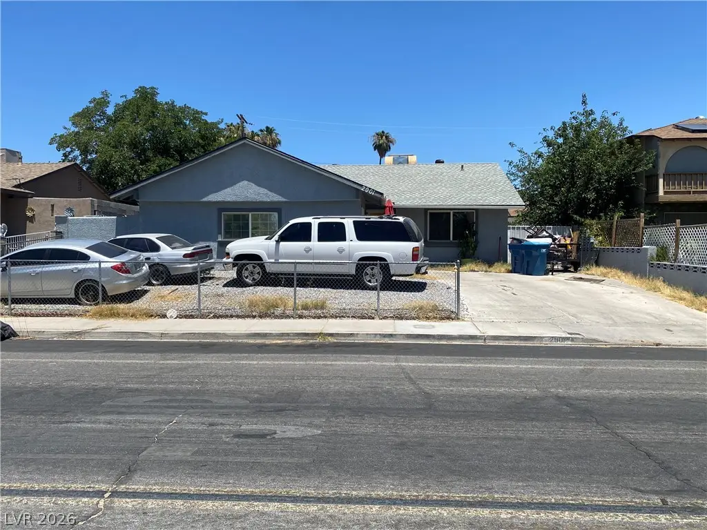 2901 Searles Avenue, Las Vegas, NV 89101 - #1
