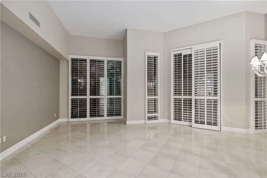 2747 Paradise Road #106, Las Vegas, NV 89109 - #3