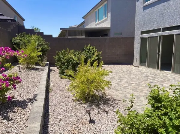 7047 Grace Estate Avenue, Las Vegas, NV 89113