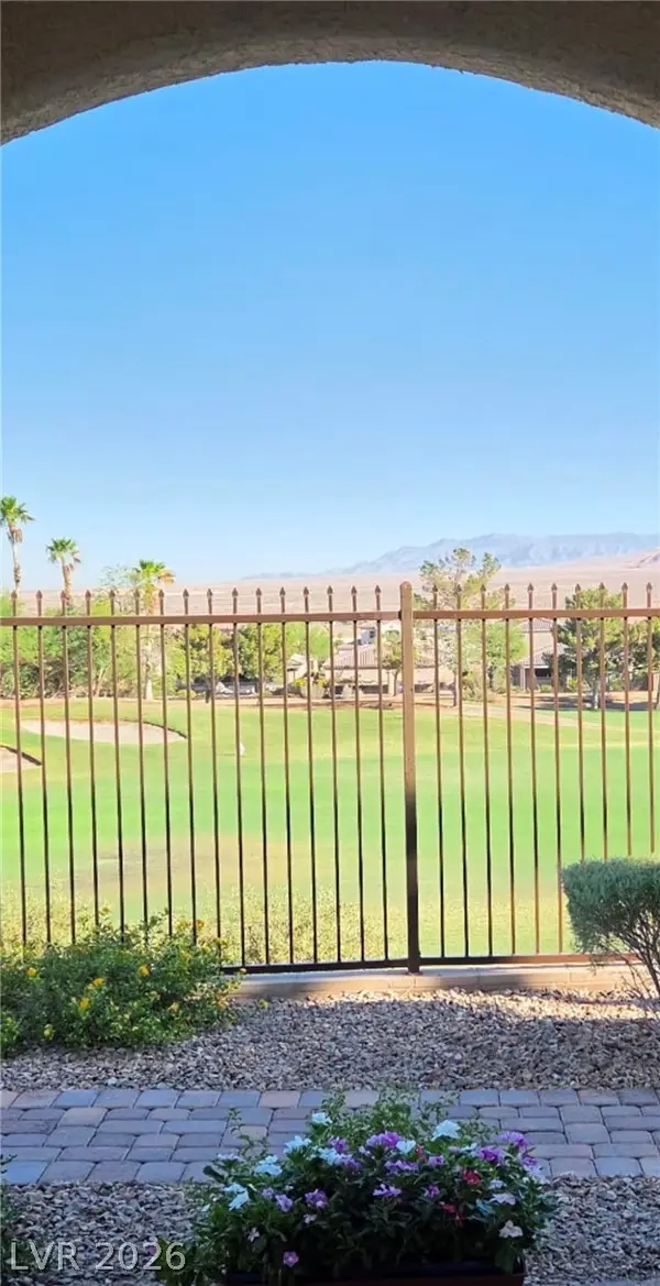 977 Via Panfilo Avenue, Henderson, NV 89011
