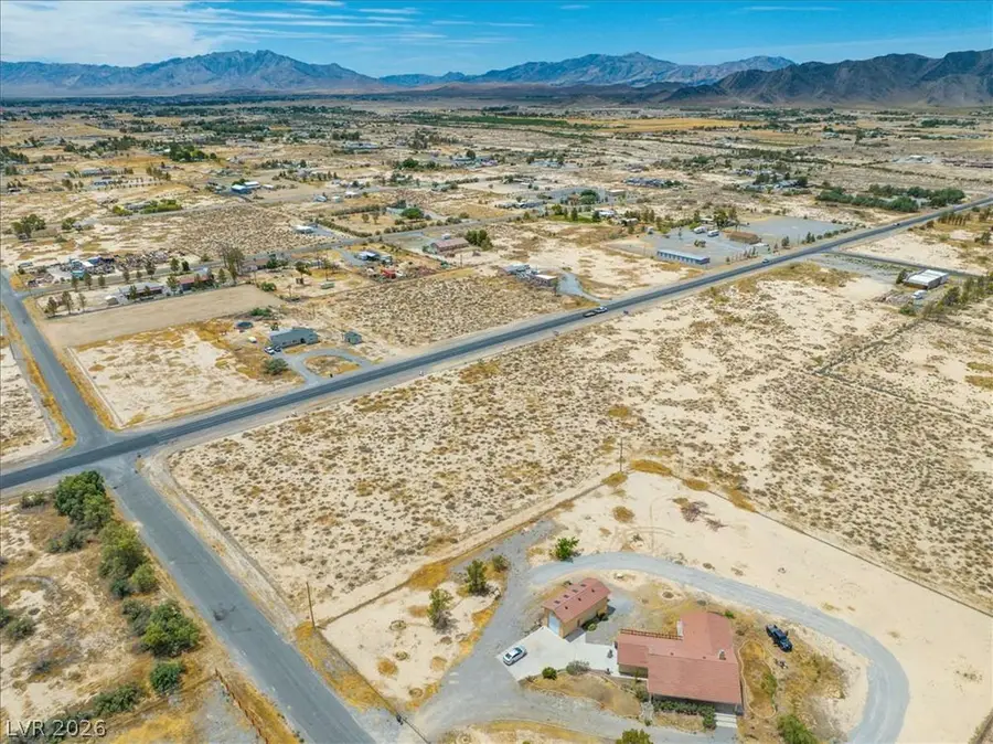 2560 W Bell Vista Avenue, Pahrump, NV 89060 - #3