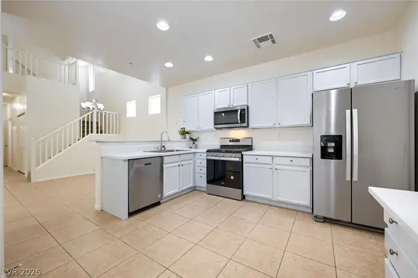 7877 Sambar Court, Las Vegas, NV 89149