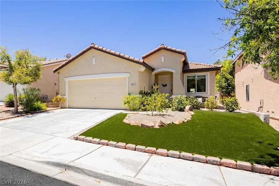 3237 Ridgecliff Street, Las Vegas, NV 89129 - #2