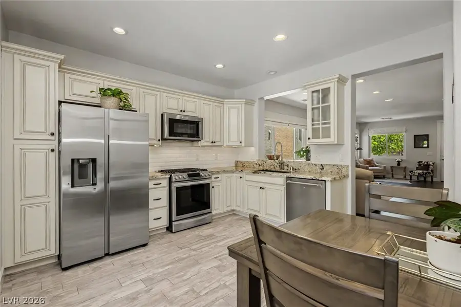 3237 Ridgecliff Street, Las Vegas, NV 89129 - #3