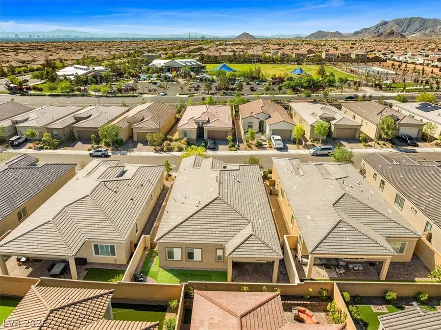 10142 Tree Blossom Avenue, Las Vegas, NV 89166 - #3
