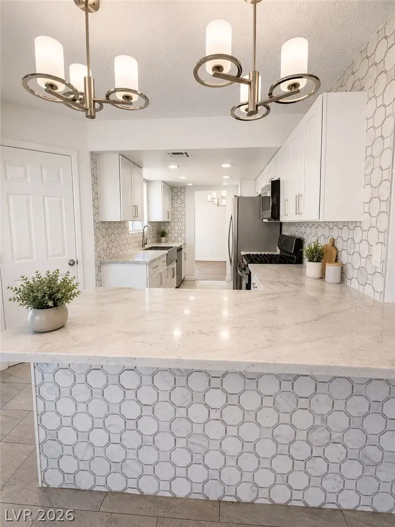 6237 Warm River Road, Las Vegas, NV 89108 - #3