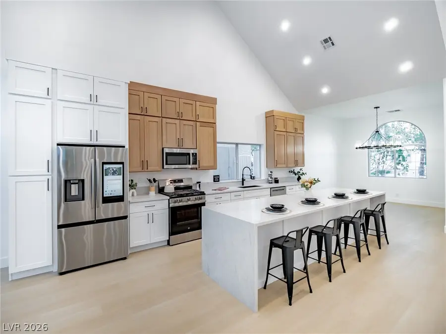 2729 Beachside Court, Las Vegas, NV 89117 - #2