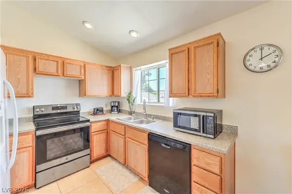 5330 Portavilla Court #203, Las Vegas, NV 89122