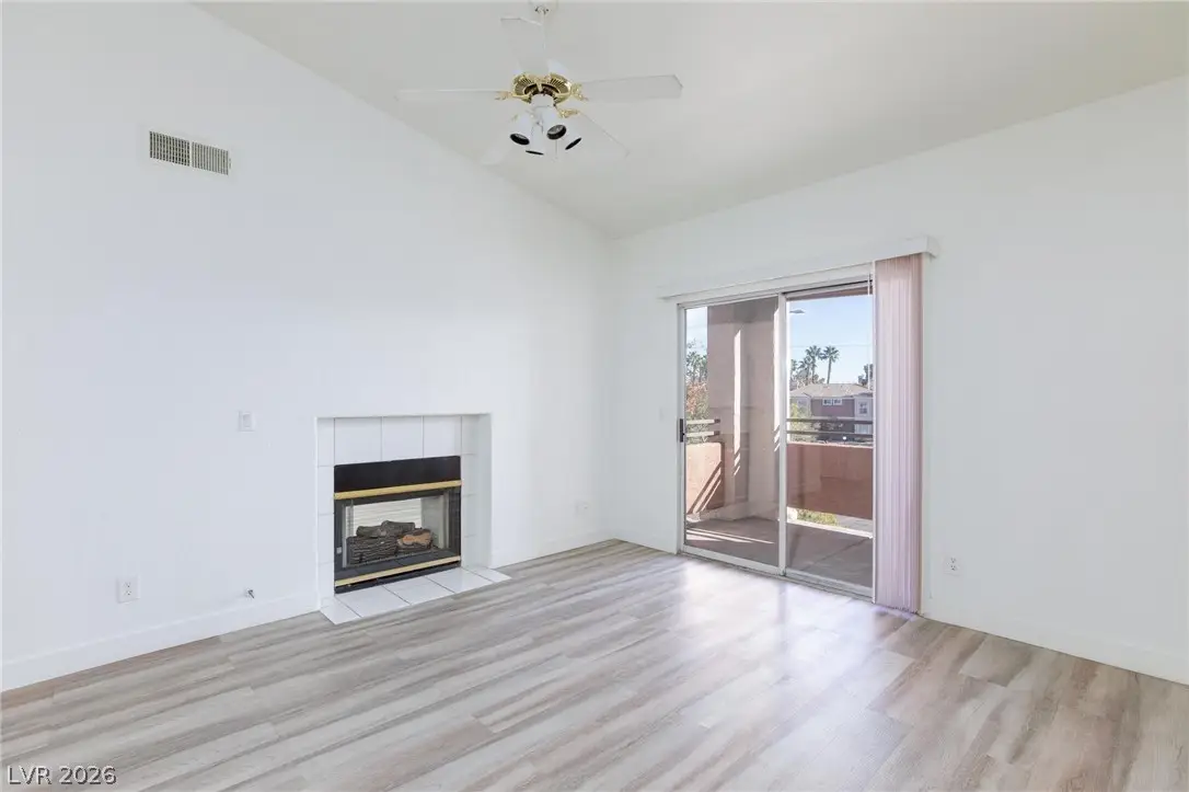 7701 Himalayas Avenue #204, Las Vegas, NV 89128 - #1