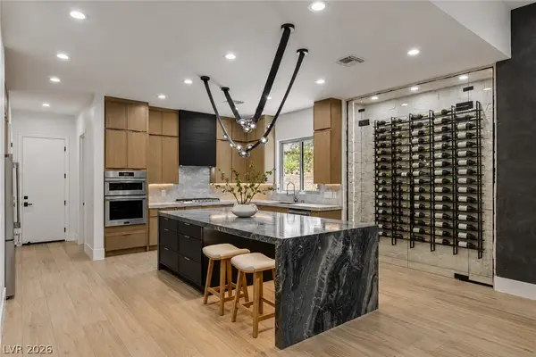 29 Desert Highlands Drive, Henderson, NV 89052