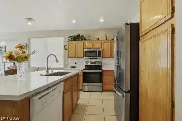 8472 Indigo Harbor Avenue, Las Vegas, NV 89117 - #2