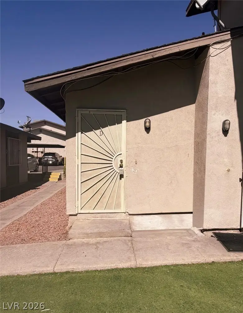 213 N 18th Street #D, Las Vegas, NV 89101 - #1