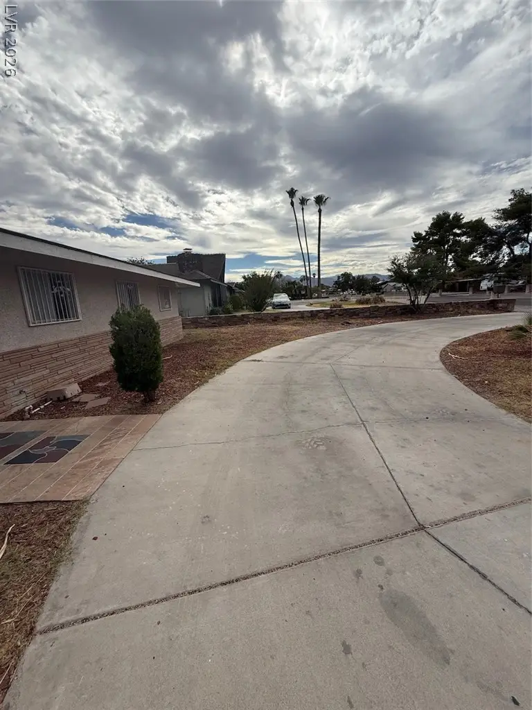 4897 Sawyer Avenue, Las Vegas, NV 89108 - #3