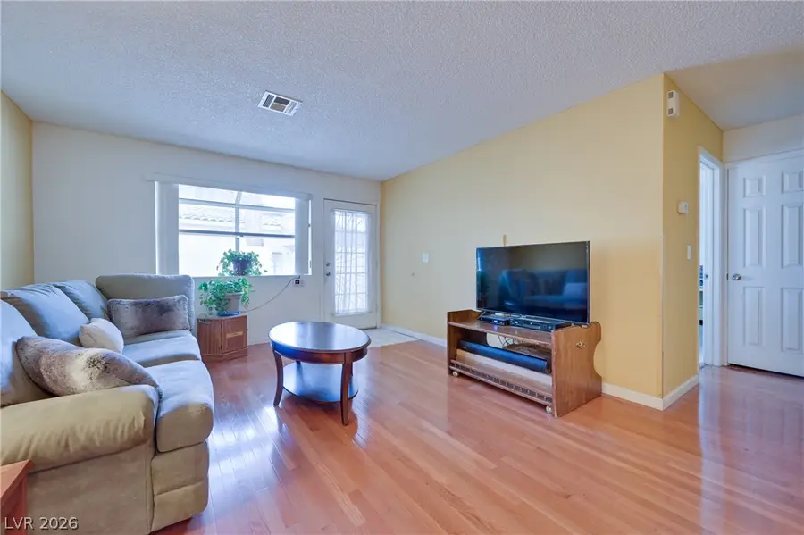 2032 Bavington Drive #B, Las Vegas, NV 89108 - #2