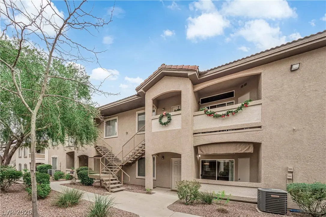 2305 W Horizon Ridge Parkway #3512, Henderson, NV 89052 - #1