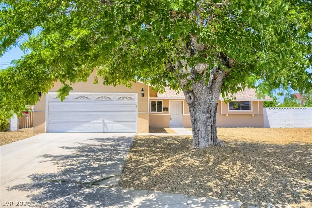 2024 Collins Avenue, Las Vegas, NV 89106 - #1