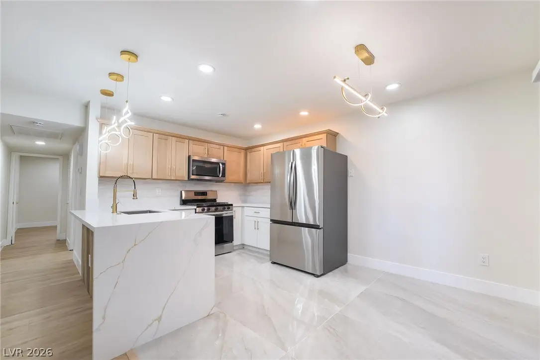 5064 Spencer Street #A, Las Vegas, NV 89119 - #1