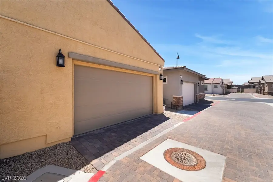 794 Hibiscuss Blossom Street, Henderson, NV 89011 - #2