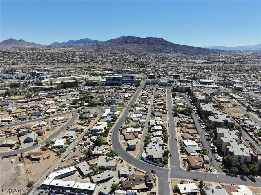 67 Wyoming Avenue, Henderson, NV 89015 - #2