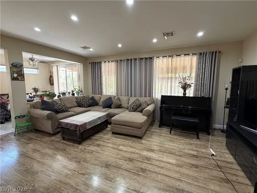 3549 April Springs Street, Las Vegas, NV 89147 - #3