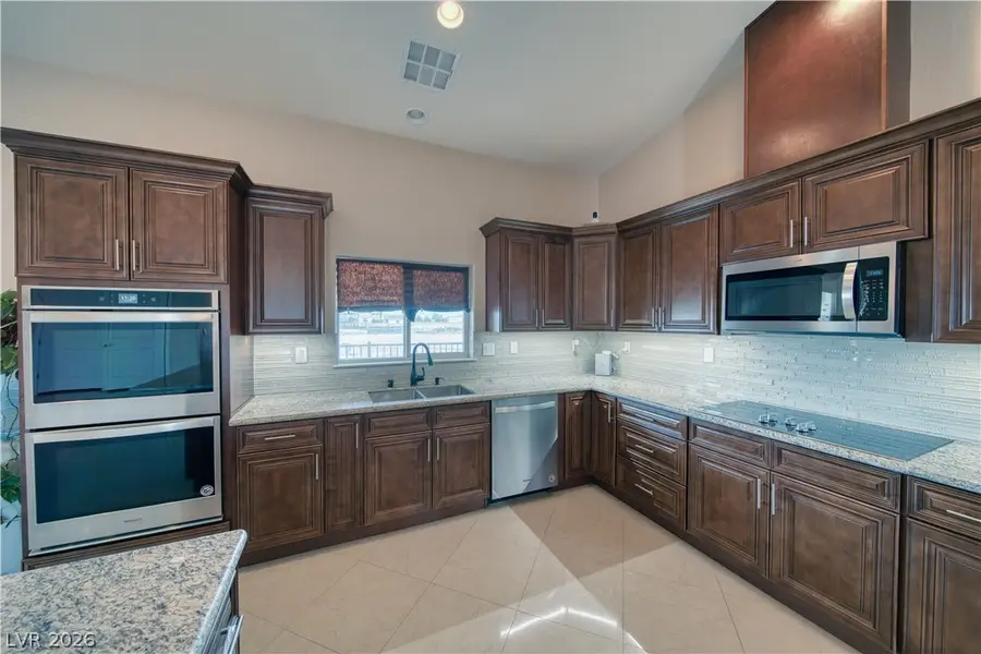 2890 Oakleaf Avenue, Pahrump, NV 89048 - #3
