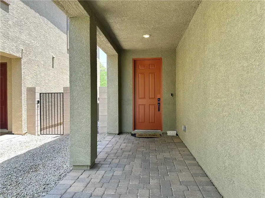 2630 Infinity Bay Court, Las Vegas, NV 89146 - #2