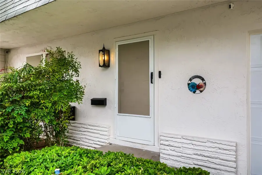 3827 Cavalry Street, Las Vegas, NV 89121 - #3