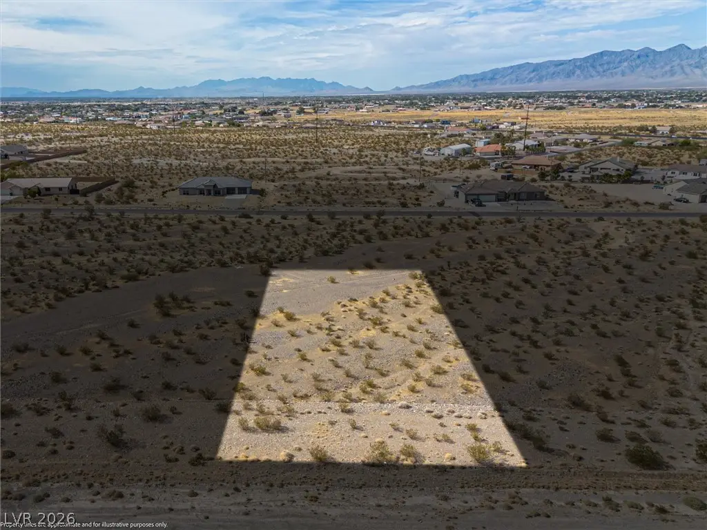 1821 E Mescalero Avenue, Pahrump, NV 89048 - #1