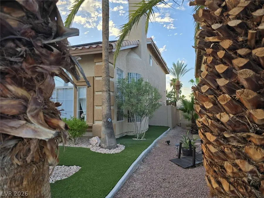 8728 Castle Hill Avenue, Las Vegas, NV 89129 - #3
