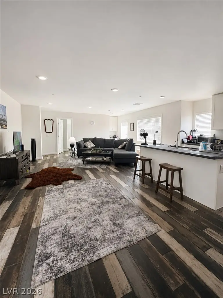 363 N 14th Street #200B, Las Vegas, NV 89101 - #2