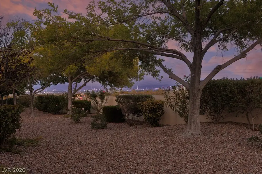 10627 Mission Lakes Avenue, Las Vegas, NV 89134 - #2