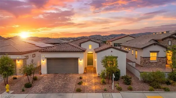812 Klamath Springs Street, Henderson, NV 89011