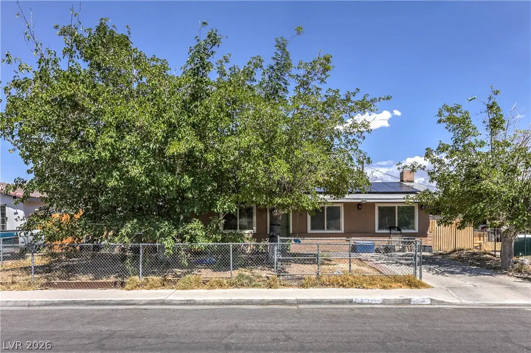 2116 W Travis Street, North Las Vegas, NV 89030 - #1