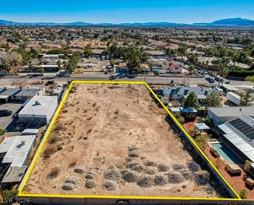 6520 W El Campo Grande Ave, Las Vegas, NV 89130 - #1