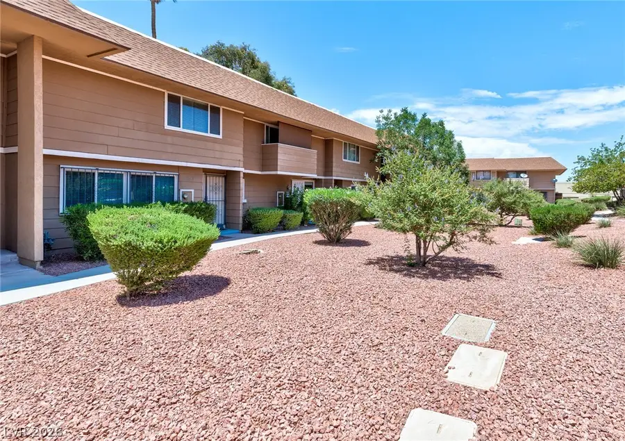 2510 S Paradise Village Way, Las Vegas, NV 89120 - #2