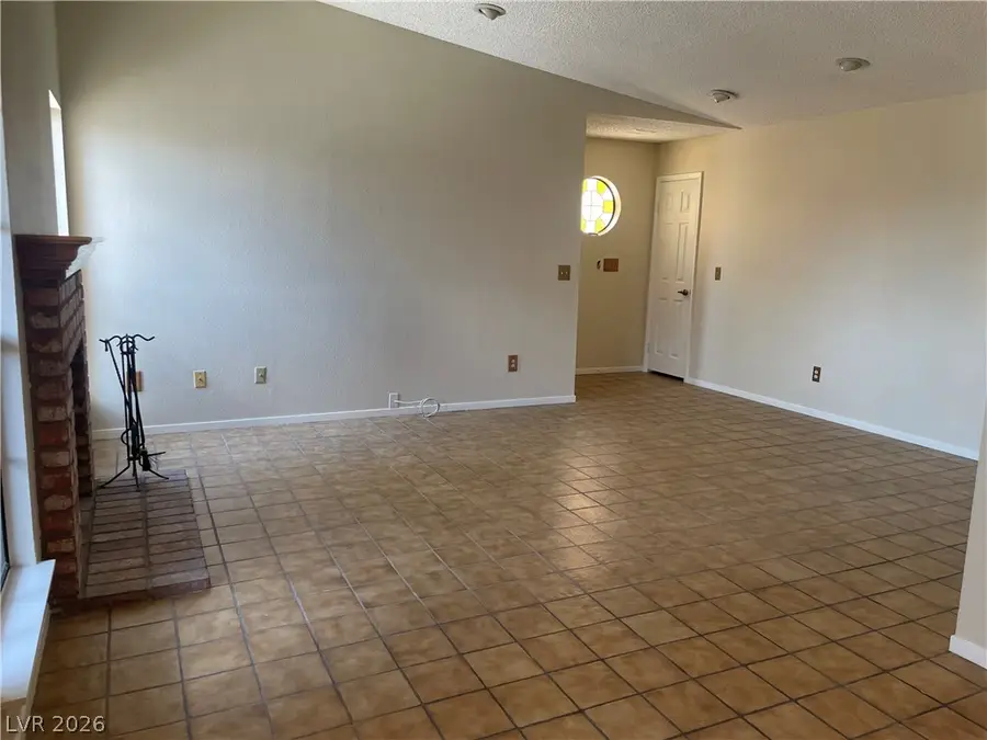 1751 E Reno Avenue #221, Las Vegas, NV 89119 - #3
